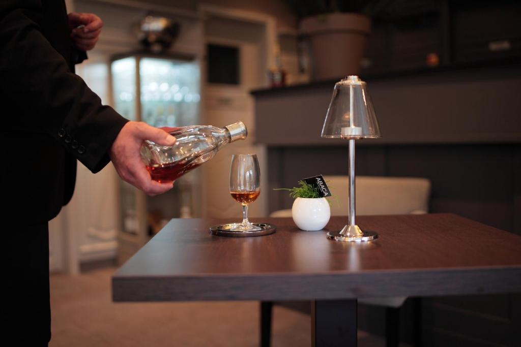 瑞维埃酒店 Saint-Étienne-au-Mont 外观 照片
