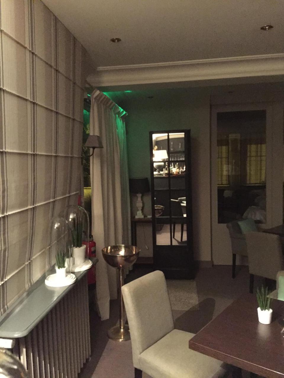 瑞维埃酒店 Saint-Étienne-au-Mont 外观 照片
