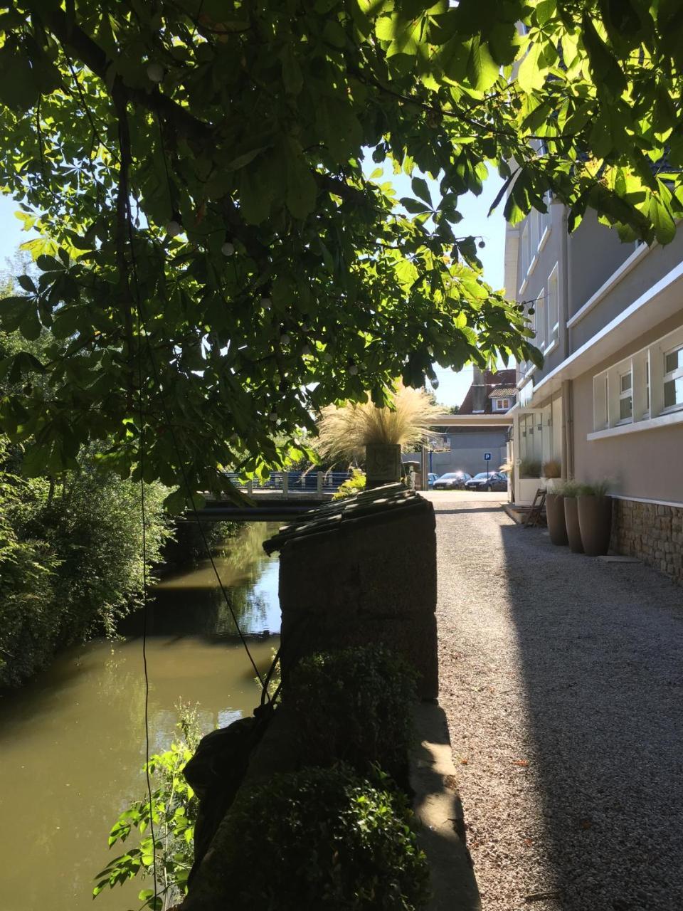 瑞维埃酒店 Saint-Étienne-au-Mont 外观 照片